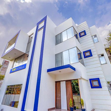 Fabhotel Oyster Villa Gurgaon Bagian luar foto