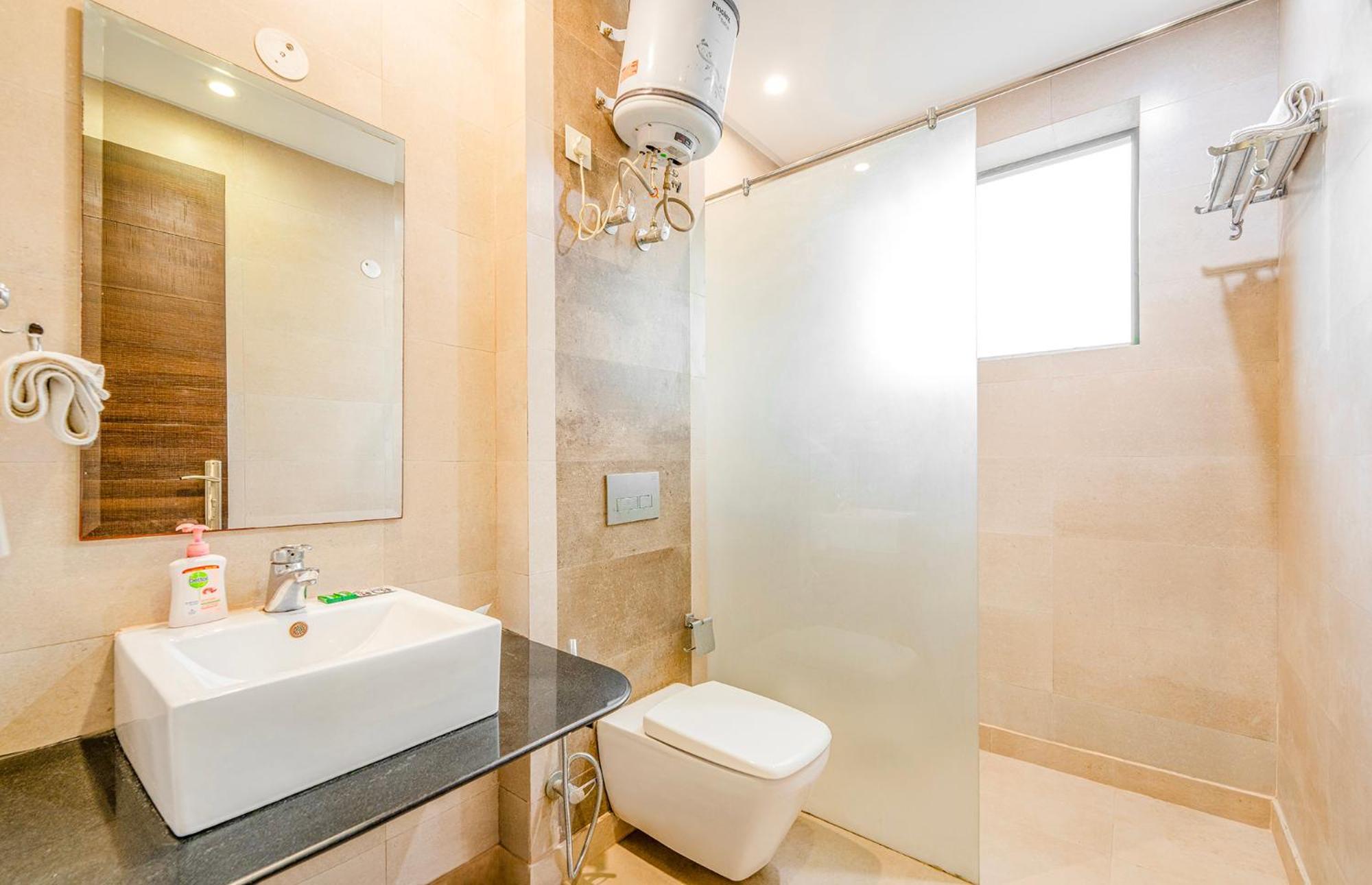 Fabhotel Oyster Villa Gurgaon Bagian luar foto