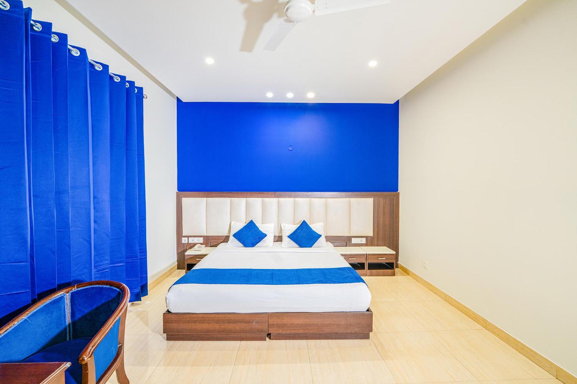Fabhotel Oyster Villa Gurgaon Bagian luar foto